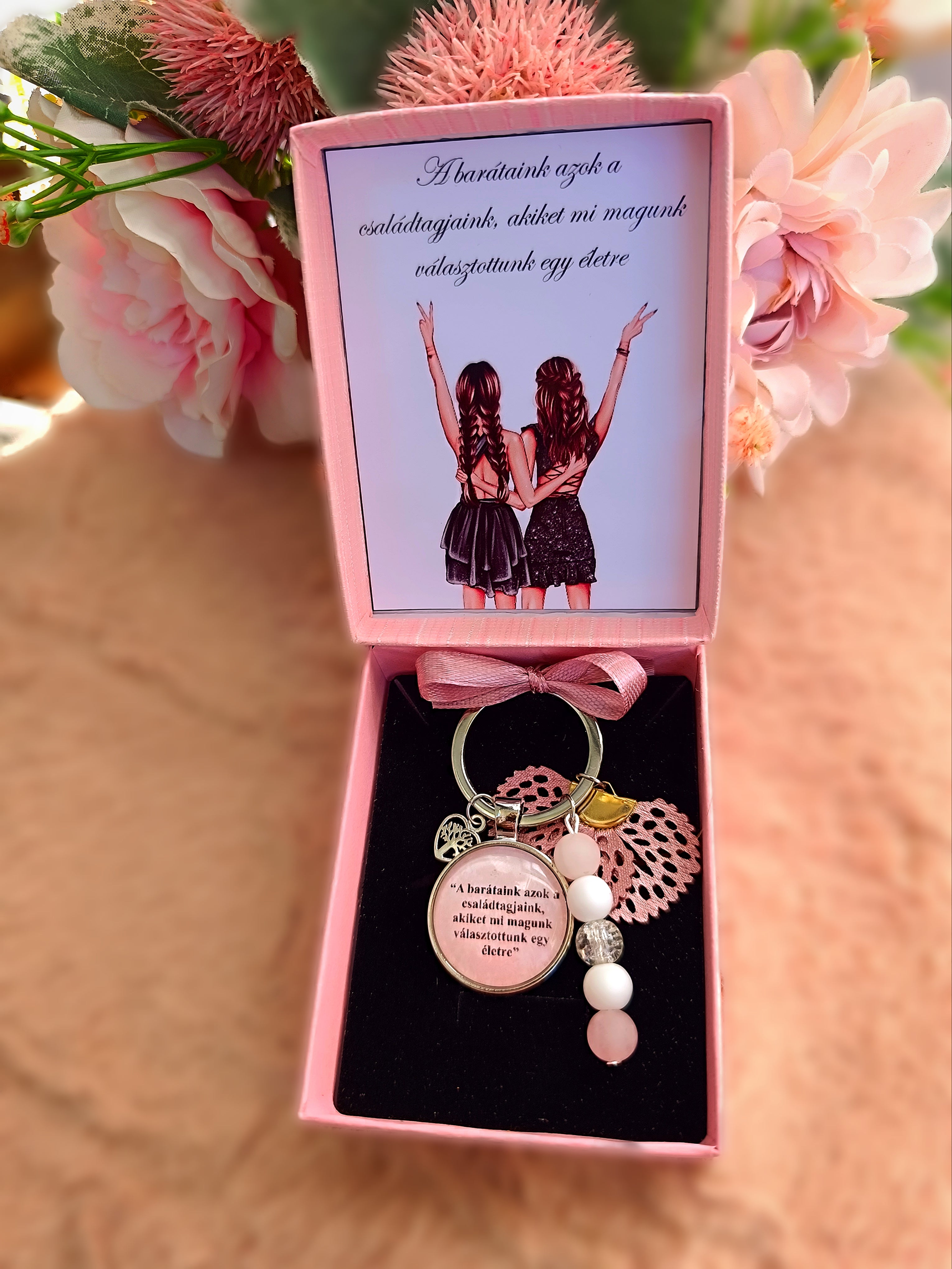 Baratság kulcstartó